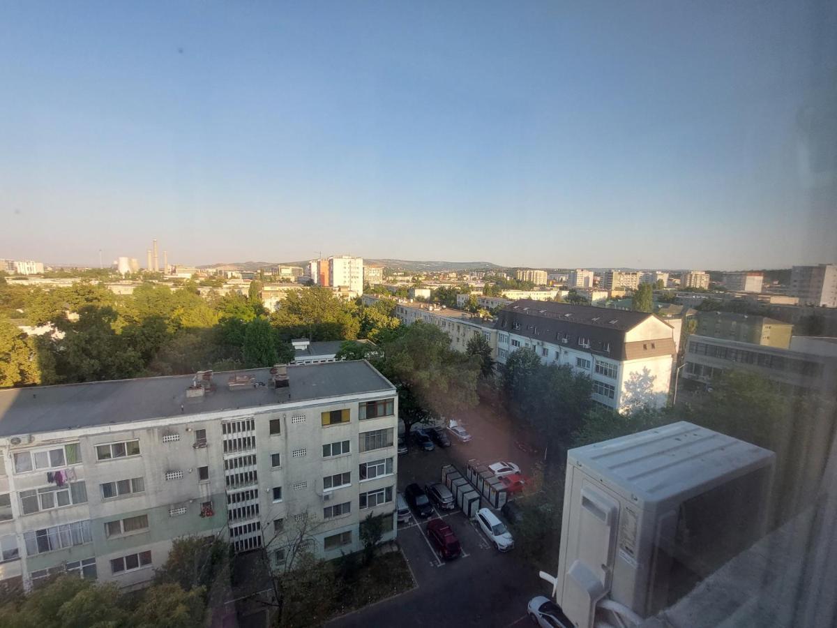 Eli'S Apartments -Ultracentral Near Palas Яссы Экстерьер фото